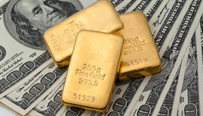 With Russia at War, is it Time to Invest in Gold?